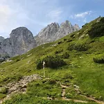 Alpen I *